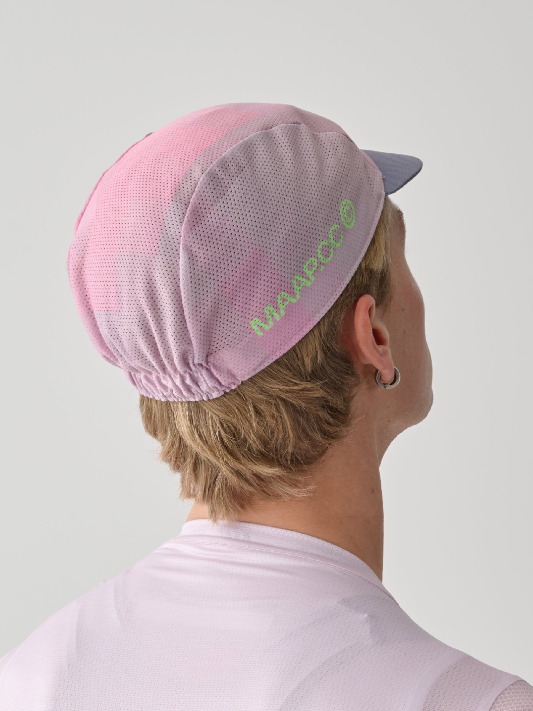 Blur Cap